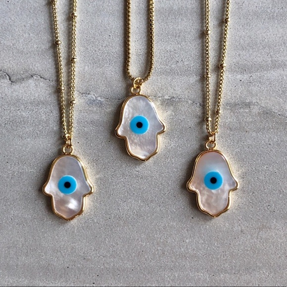 LAST ONE Hamsa Evil Eye 14K Gold Shell Necklace - Picture 6 of 7